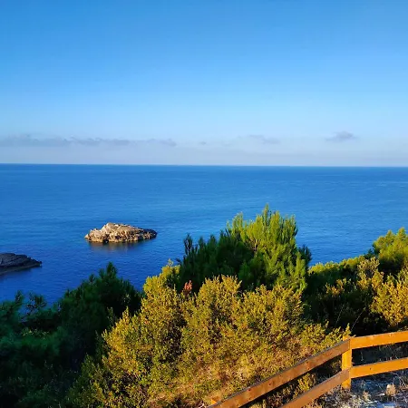 Fanari Lakka (Paxos)