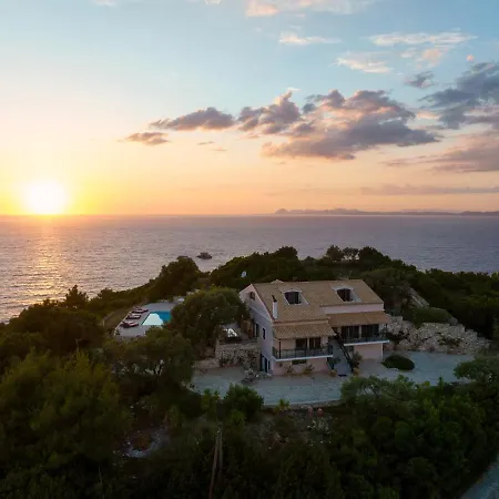 Fanari Villa *